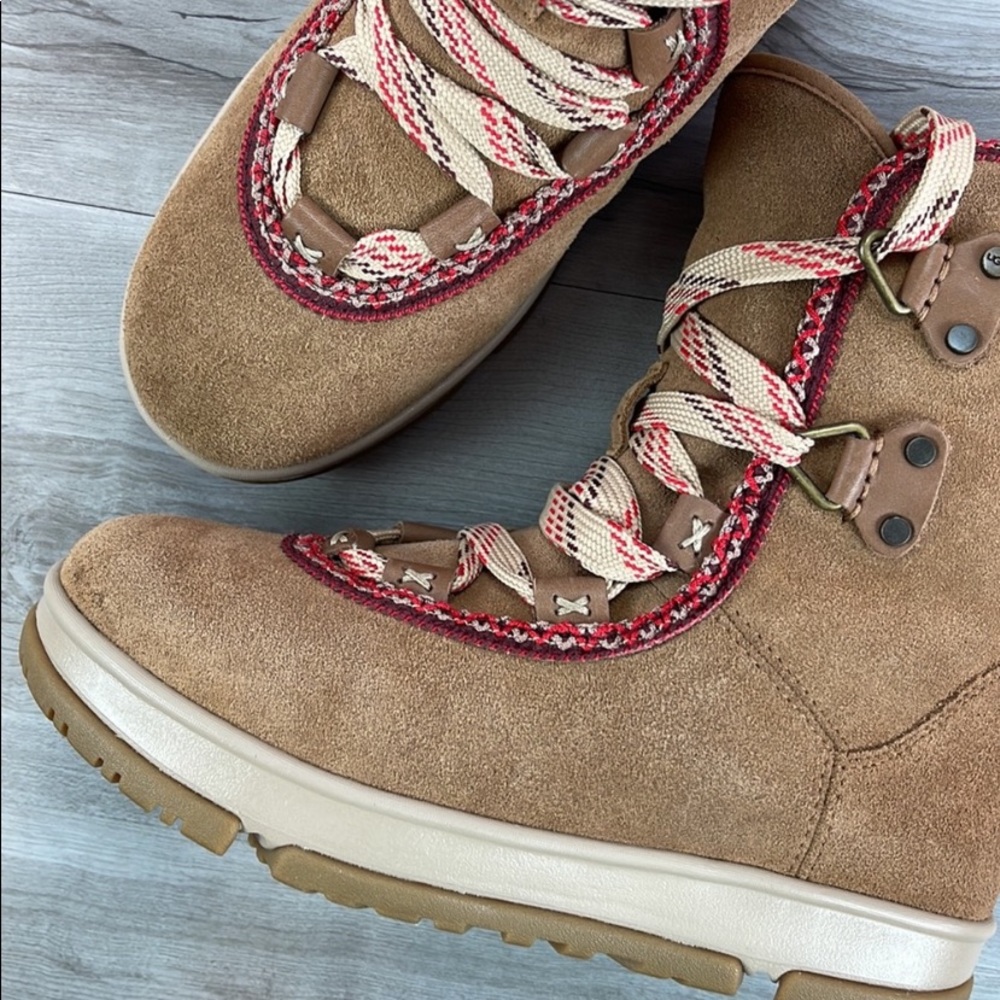 🍁 UGG 🍁 CLASSIC WEATHER HIKER HI BOOTS - Picture 12 of 16